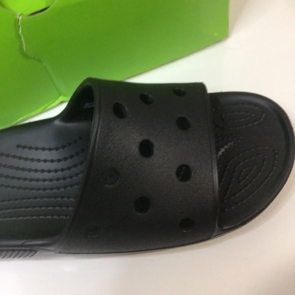 CROCS all black